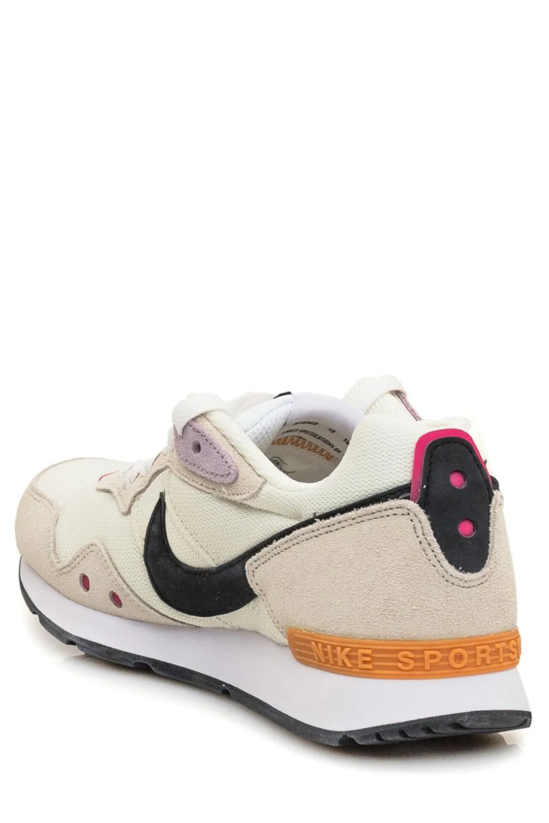 Nike Venture Runner Lace-Up Sneakers